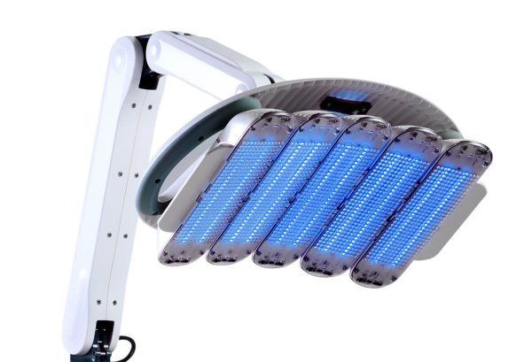 blue light therapy treatment at eterna wellness medical spa in vancouver